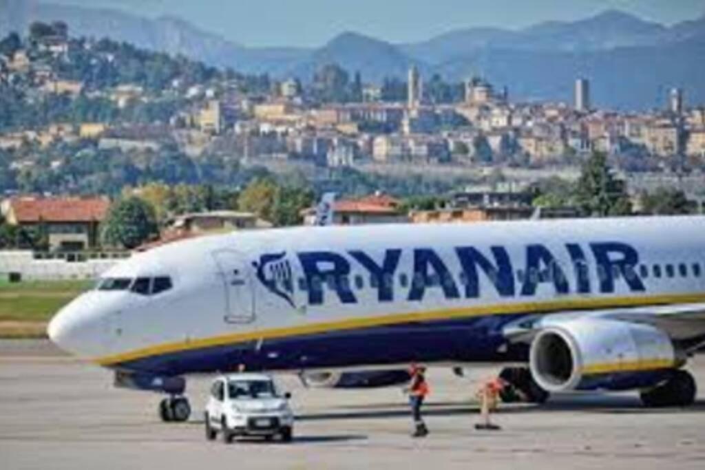 Entire Flat, Independent Entrance, 20 Mins To Bgy - Bergamo Milan Airport Διαμέρισμα Nembro Εξωτερικό φωτογραφία