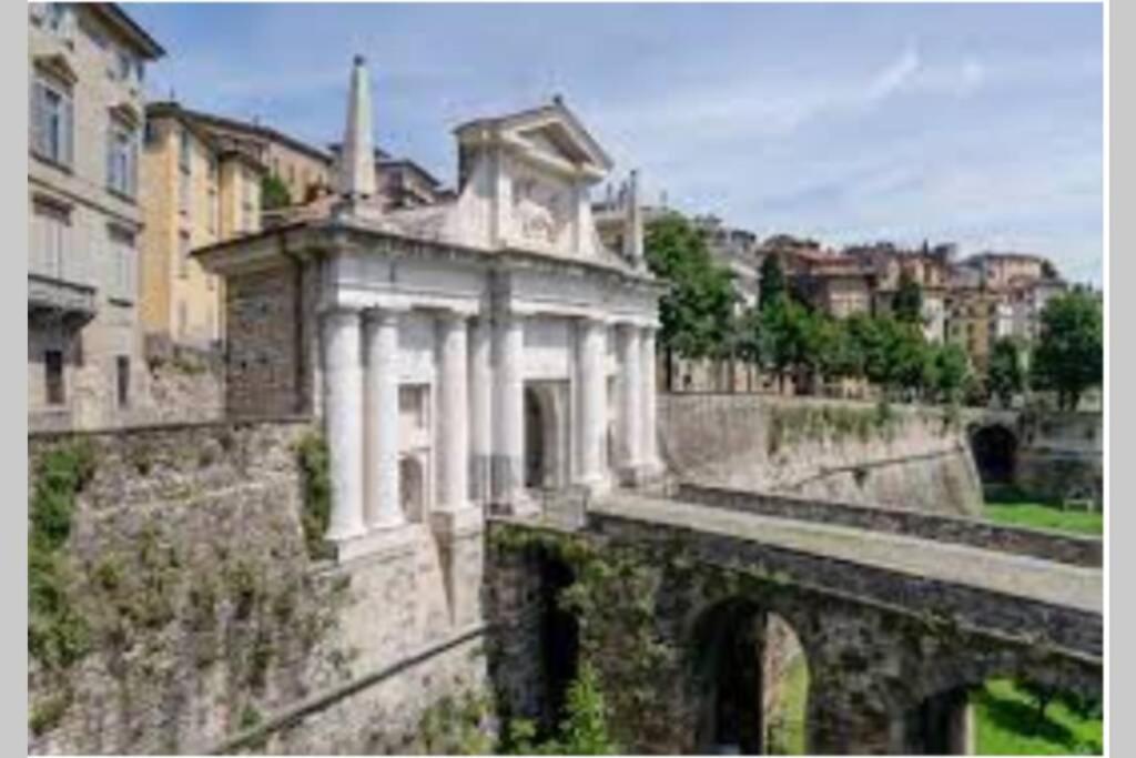 Entire Flat, Independent Entrance, 20 Mins To Bgy - Bergamo Milan Airport Διαμέρισμα Nembro Εξωτερικό φωτογραφία
